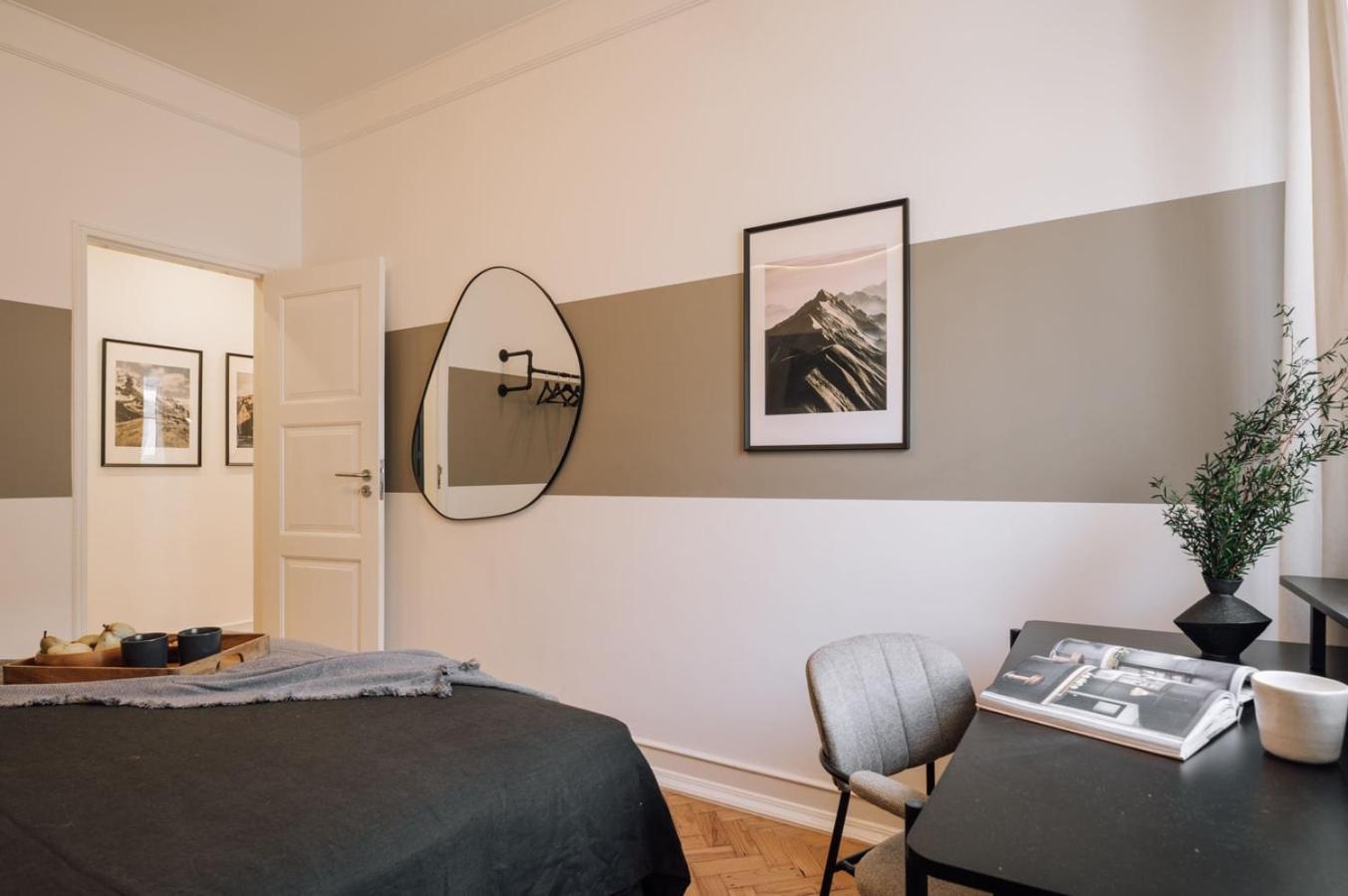 Apartment Badet - 3 Bedrooms, Office And Terrace In Alvalade
