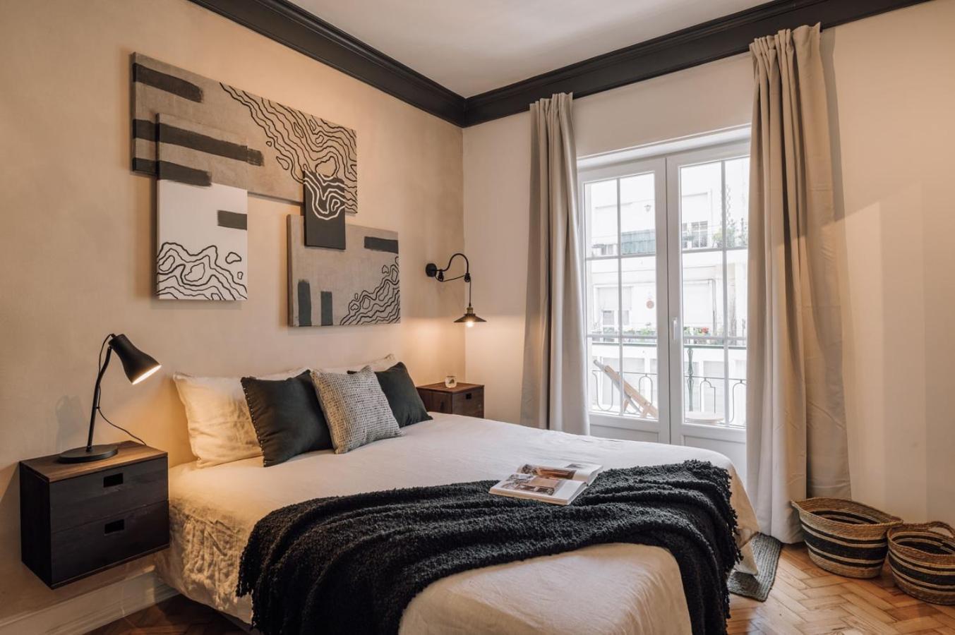Badet - 3 Bedrooms, Office And Terrace In Alvalade Apartment Lisbon