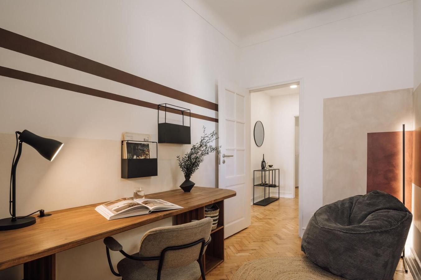 Badet - 3 Bedrooms, Office And Terrace In Alvalade * Lisbon
