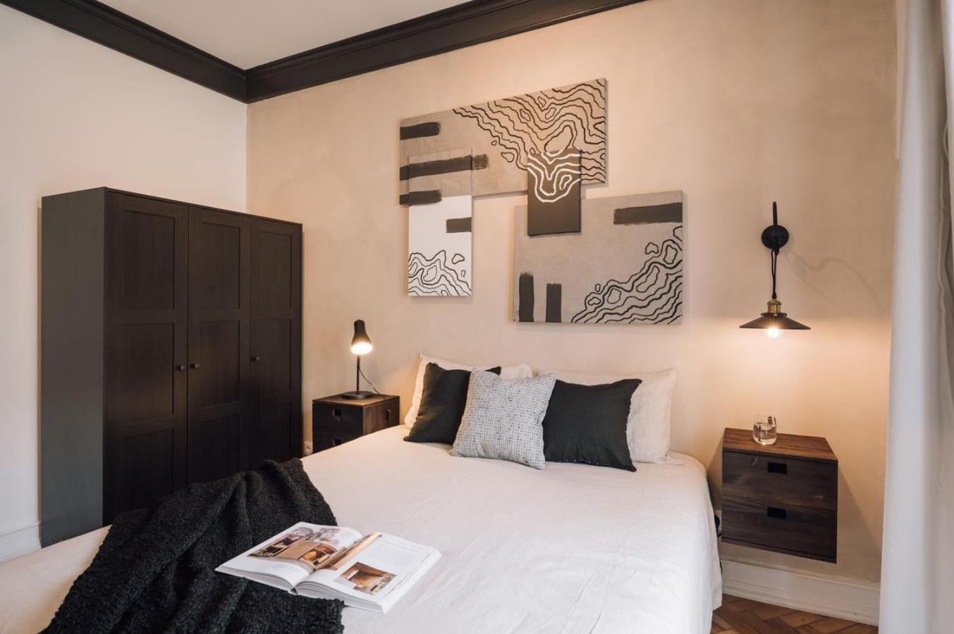 Badet - 3 Bedrooms, Office And Terrace In Alvalade Apartment