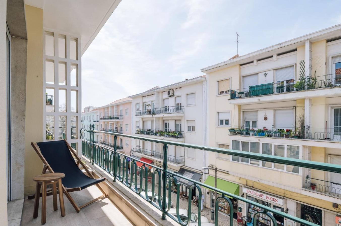 Badet - 3 Bedrooms, Office And Terrace In Alvalade Apartment *